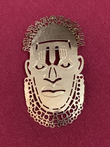 Wild Bryde Landscape Brooch Face Only - Unofficial Wild Bryde Collector's Guide
