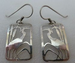 Wild Bryde Wading Bird Earrings Species Ambiguous, Full-Body, Framed - Unofficial Wild Bryde Collector's Guide