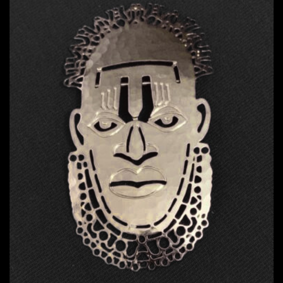 Wild Bryde Inanimate Brooch Face Only - Unofficial Africa Collector's Guide