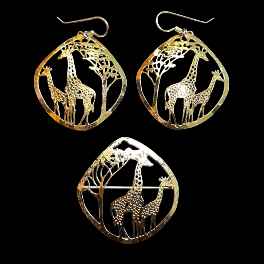 Wild Bryde Giraffe Brooch, Earrings, Pendant Framed, Full Body, Pairs & Families - Unofficial Africa Collector's Guide