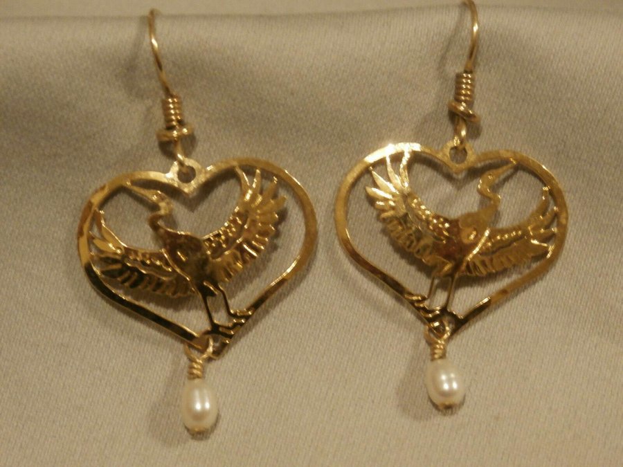 Wild Bryde Egret Earrings, Brooch Species Ambiguous, Full-Body, Framed - Unofficial Wild Bryde Collector's Guide