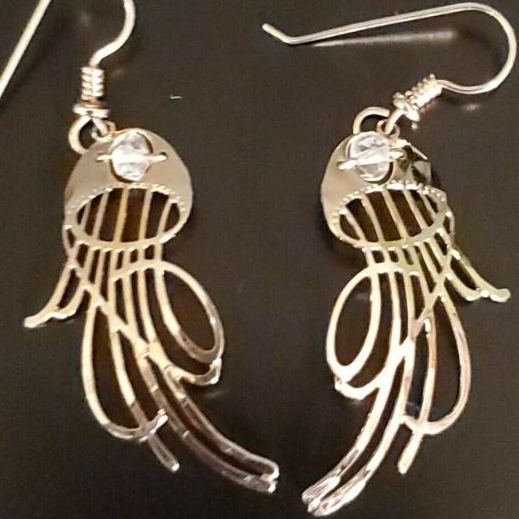 Wild Bryde Jellyfish Earrings Full-Body, Hallmark Photo, Species Photo - Unofficial Wild Bryde Collector's Guide