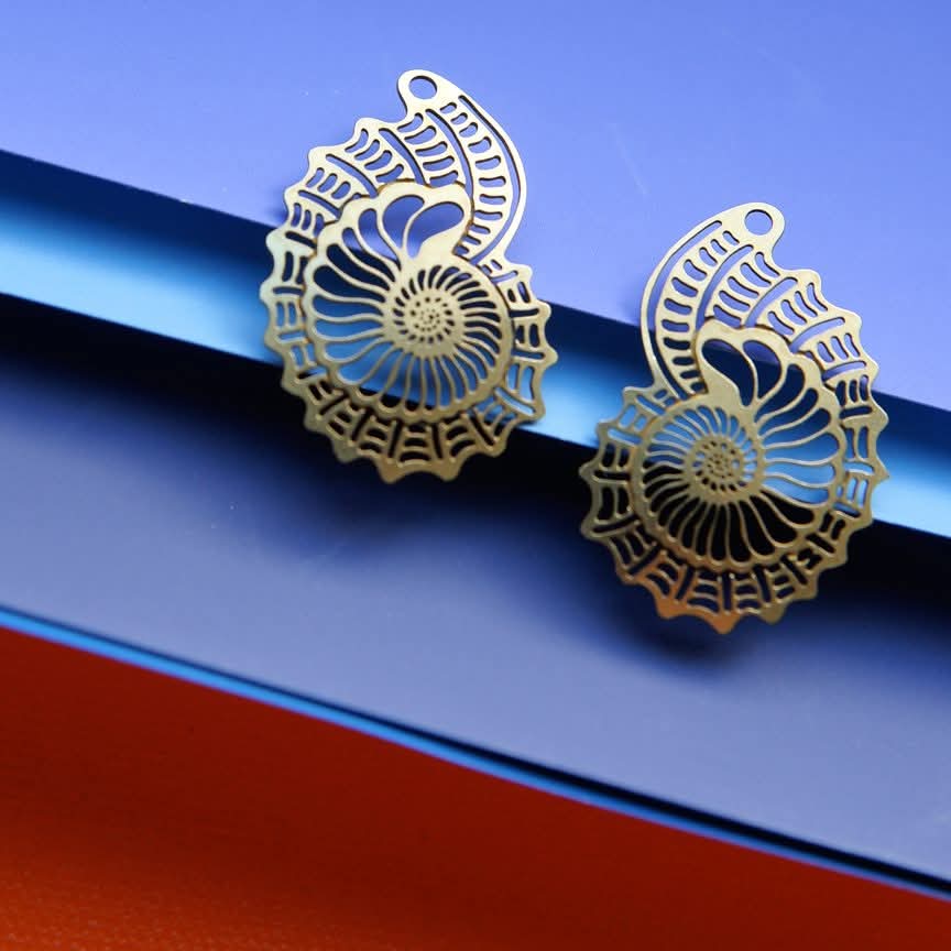 Wild Bryde Chambered Nautilus & Other Nautilus Earrings - Unofficial Wild Bryde Collector's Guide