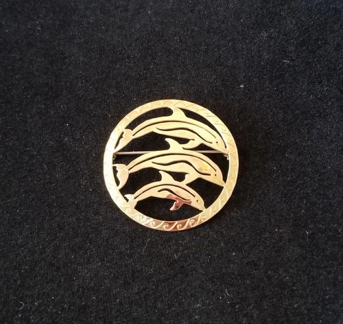 Wild Bryde Common Dolphin Brooch, Earrings Full-Body, Framed, Pairs and Families - Unofficial Wild Bryde Collector's Guide