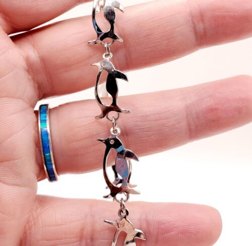 Wild Bryde Adelie Penguin Bracelet Full-Body, Species Ambiguous, Hallmark Photo - Unofficial Wild Bryde Collector's Guide