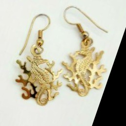 Wild Bryde Seahorse Earrings Full-Body, Landscape, Naturalistic - Unofficial Wild Bryde Collector's Guide