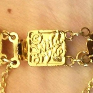Wild Bryde West Indian Manatee Bracelet Full-Body, Whimsical, Hallmark Photo - Unofficial Wild Bryde Collector's Guide