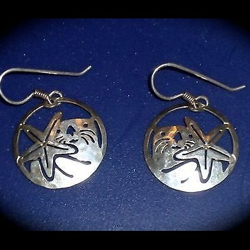 Wild Bryde Sea Otter Earrings, Pendant Face Only, Framed, Whimsical - Unofficial Wild Bryde Collector's Guide