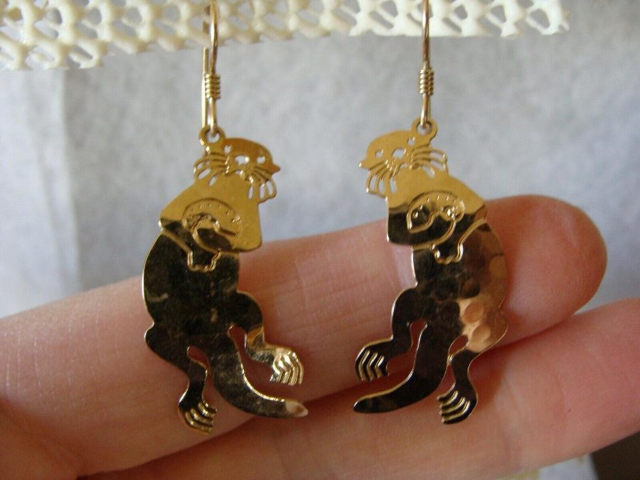 Wild Bryde Sea Otter Earrings, Brooch Full-Body, Whimsical, Species Photo - Unofficial Wild Bryde Collector's Guide