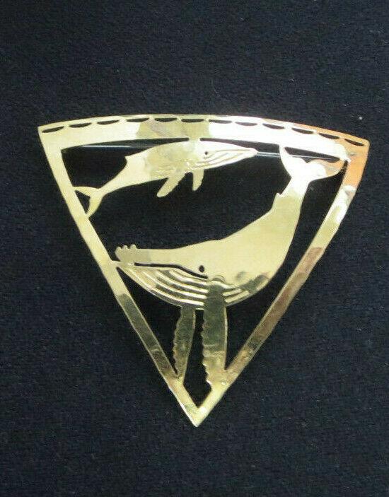 Wild Bryde Humpback Whale Brooch Full-Body, Framed, Pairs and Families - Unofficial Wild Bryde Collector's Guide