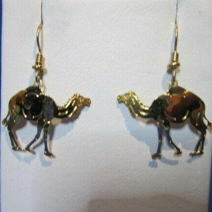 Wild Bryde Camel Earrings Full-Body, Naturalistic, Species Photo - Unofficial Wild Bryde Collector's Guide