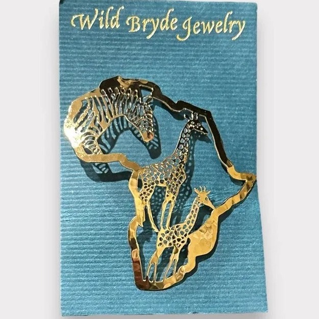 Wild Bryde Giraffe & Zebra Brooch Map-Based, Framed, Landscape - Unofficial Wild Bryde Collector's Guide