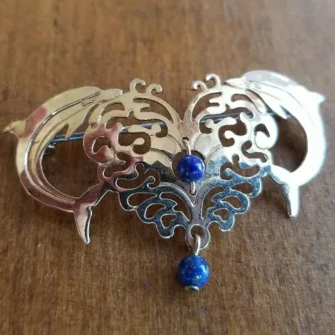 Wild Bryde Bottlenose Dolphin Brooch Full-Body, Landscape, Whimsical - Unofficial Wild Bryde Collector's Guide