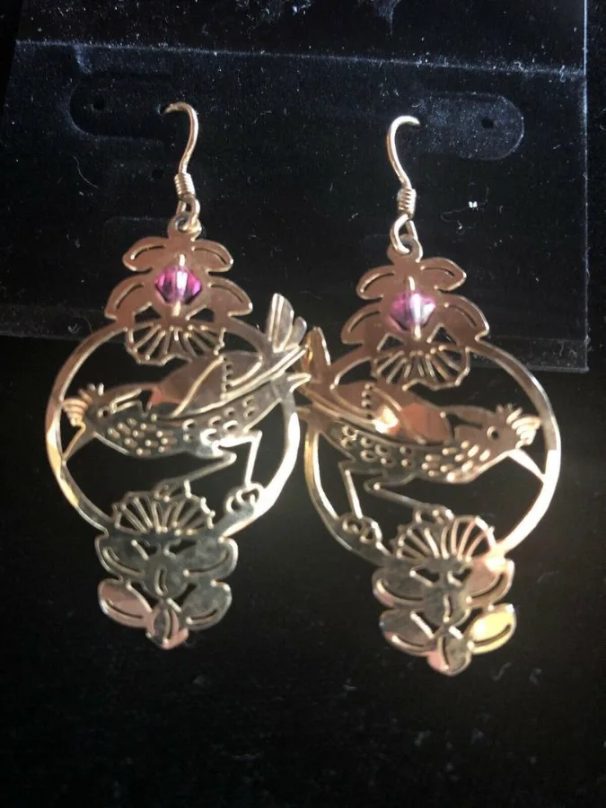 Wild Bryde Cactus Wren Earrings Full-Body, Naturalistic, Landscape - Unofficial Wild Bryde Collector's Guide