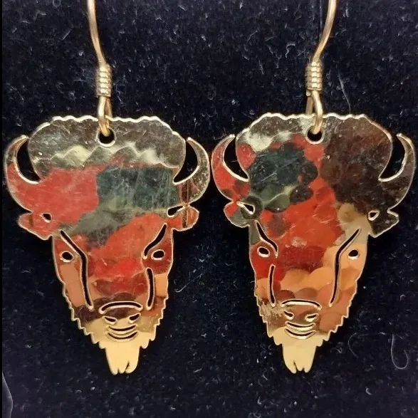 Wild Bryde Bison Earrings, Brooch Face Only, Hallmark Photo, Species Photo - Unofficial Wild Bryde Collector's Guide
