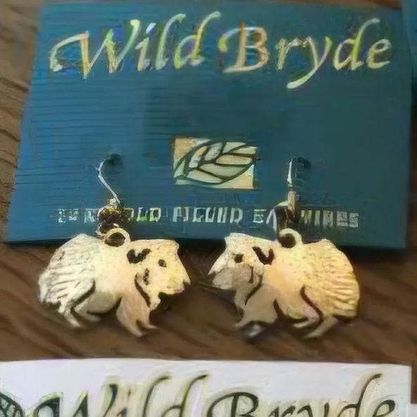 Wild Bryde Guinea Pig Earrings Species Photo, Theme Overlap - Unofficial Wild Bryde Collector's Guide