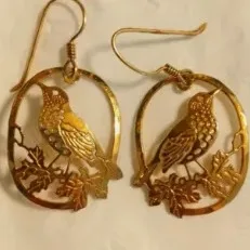 Wild Bryde Wood Thrush Earrings Full-Body, Framed, Landscape - Unofficial Wild Bryde Collector's Guide