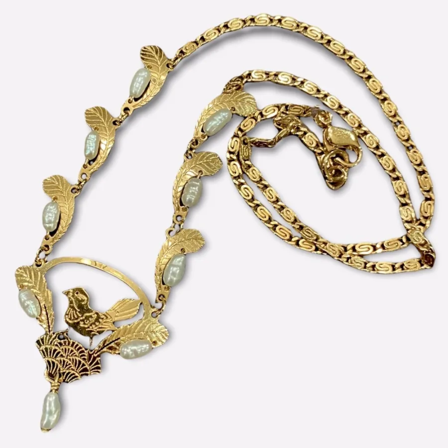 Wild Bryde Towhee Necklace Full-Body, Framed, Dangles or Articulation - Unofficial Wild Bryde Collector's Guide