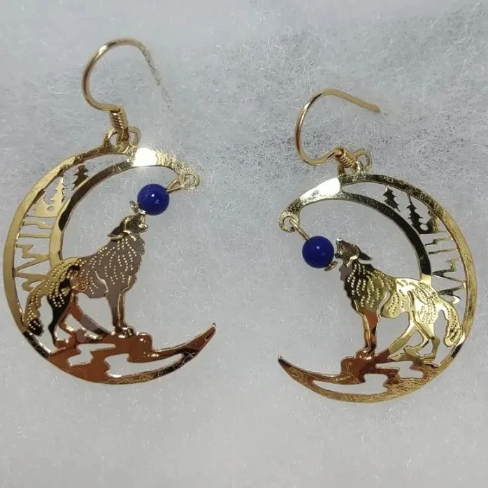 Wild Bryde Coyote Earrings Full-Body, Framed, Landscape - Unofficial Wild Bryde Collector's Guide