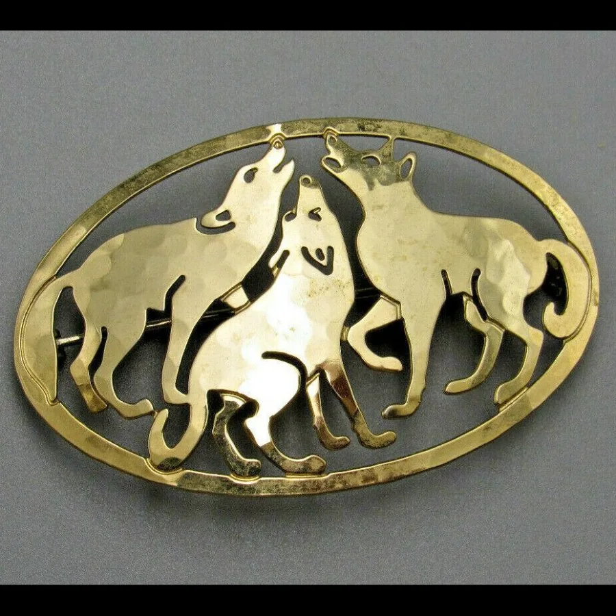 Wild Bryde Gray Wolf Brooch Full-Body, Whimsical, Framed - Unofficial Wild Bryde Collector's Guide