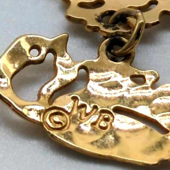 Wild Bryde Chickadee Earrings Full-Body, Naturalistic, Dangles or Articulation - Unofficial Wild Bryde Collector's Guide