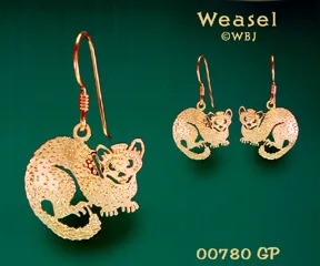 Wild Bryde Weasel Earrings Full-Body - Unofficial Wild Bryde Collector's Guide