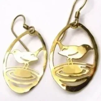 Wild Bryde Ouzel Earrings Full-Body, Reflection, Species Photo - Unofficial Wild Bryde Collector's Guide