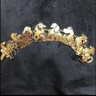 Wild Bryde Dalmation & Poodle & Dachshund & German Shepherd & Collie & Cocker Spaniel & Scottish Terrier & Mini Schnauzer & Golden Retriever & Dog Bracelet - Unofficial Wild Bryde Collector's Guide