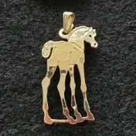 Wild Bryde Arabian Pendant Hallmark Photo - Unofficial Wild Bryde Collector's Guide