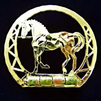Wild Bryde Hanoverian Brooch Full-Body, Framed, Beading - Unofficial Wild Bryde Collector's Guide