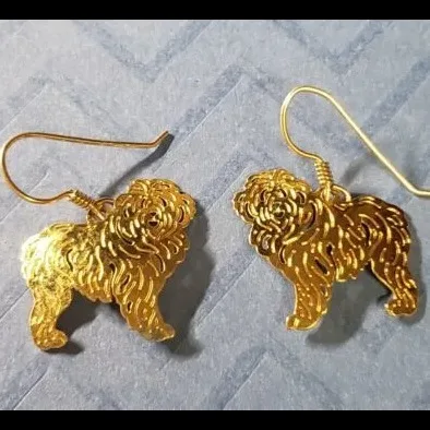 Wild Bryde Sheepdog Earrings Full-Body - Unofficial Wild Bryde Collector's Guide