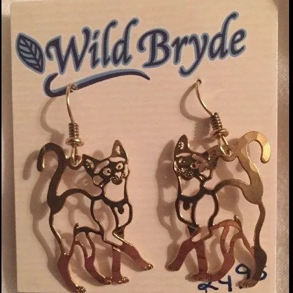 Wild Bryde Siamese Earrings Full-Body, Whimsical, Hallmark Photo - Unofficial Wild Bryde Collector's Guide