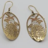 Wild Bryde Hummingbird & Barrel Cactus Earrings Full-Body, Framed, Landscape - Unofficial Wild Bryde Collector's Guide