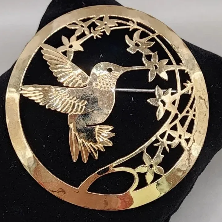 Wild Bryde Hummingbird & Gilia Flower Brooch, Earrings Full-Body, Landscape, Framed - Unofficial Wild Bryde Collector's Guide