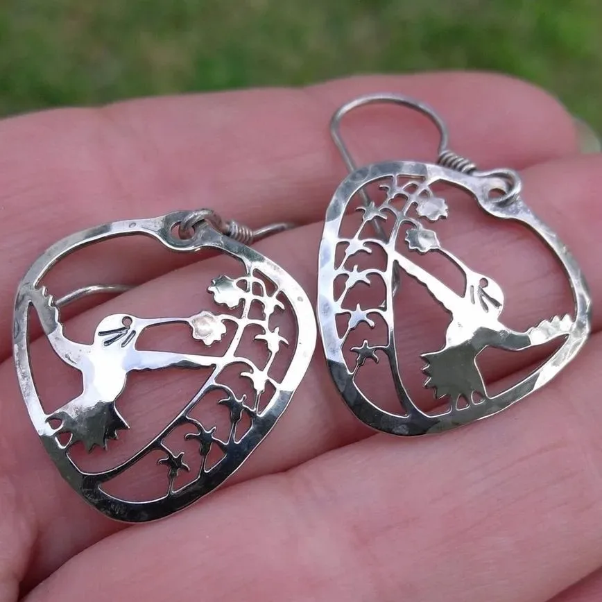 Wild Bryde Hummingbird Earrings Full-Body, Framed, Landscape - Unofficial Wild Bryde Collector's Guide
