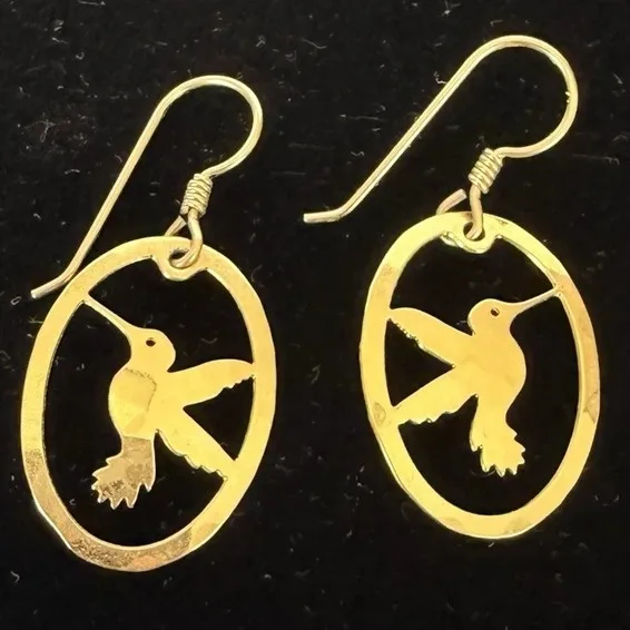 Wild Bryde Hummingbird Earrings Full-Body, Framed - Unofficial Wild Bryde Collector's Guide