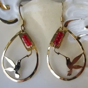 Wild Bryde Hummingbird Earrings Full-Body, Framed, Landscape - Unofficial Wild Bryde Collector's Guide