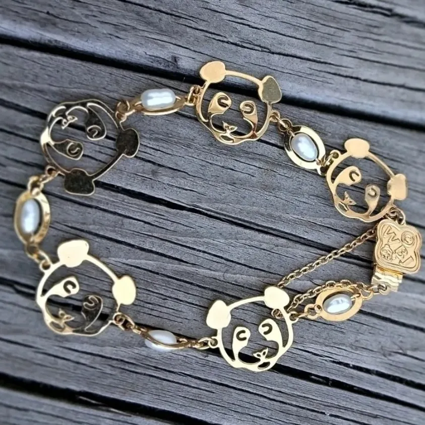 Wild Bryde Panda Bracelet, Earrings Face Only, Beading, Hallmark Photo - Unofficial Wild Bryde Collector's Guide