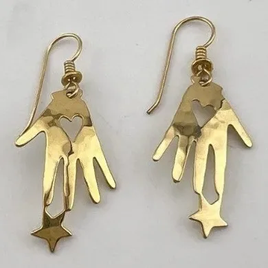 Wild Bryde Hand Earrings Whimsical, Hallmark Photo - Unofficial Wild Bryde Collector's Guide