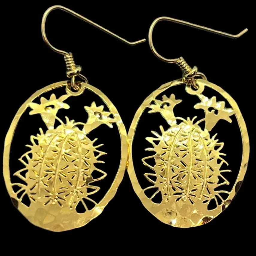 Wild Bryde Barrel Cactus Earrings Landscape, Hallmark Photo, Theme Overlap - Unofficial Wild Bryde Collector's Guide