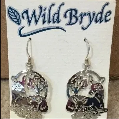 Wild Bryde White-Tailed Deer Earrings Full-Body, Landscape, Naturalistic - Unofficial Wild Bryde Collector's Guide
