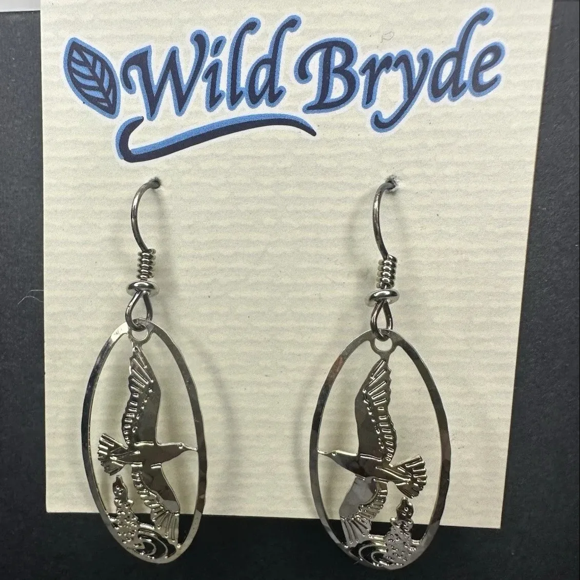 Wild Bryde Seagull Earrings Full-Body, Landscape, Framed - Unofficial Wild Bryde Collector's Guide