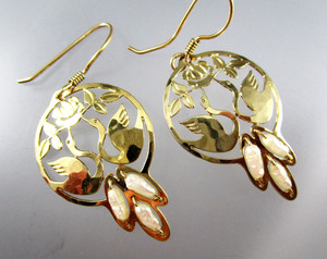 Wild Bryde Swan Earrings Full-Body, Framed, Landscape - Unofficial Wild Bryde Collector's Guide